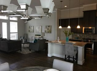 258 W 28th St, Houston, TX 77008