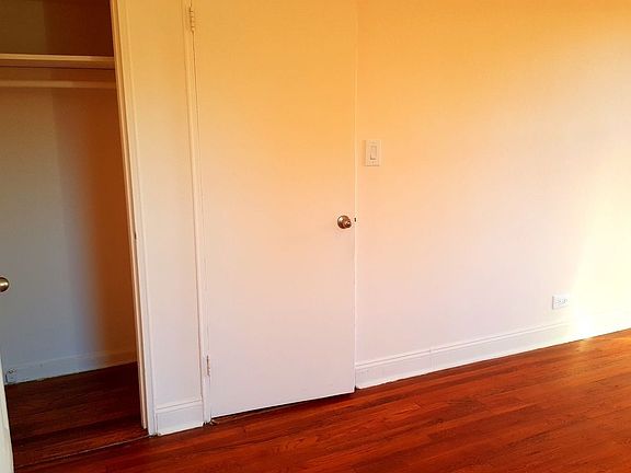 4th image of 13510 Grand Central Pkwy APT 403