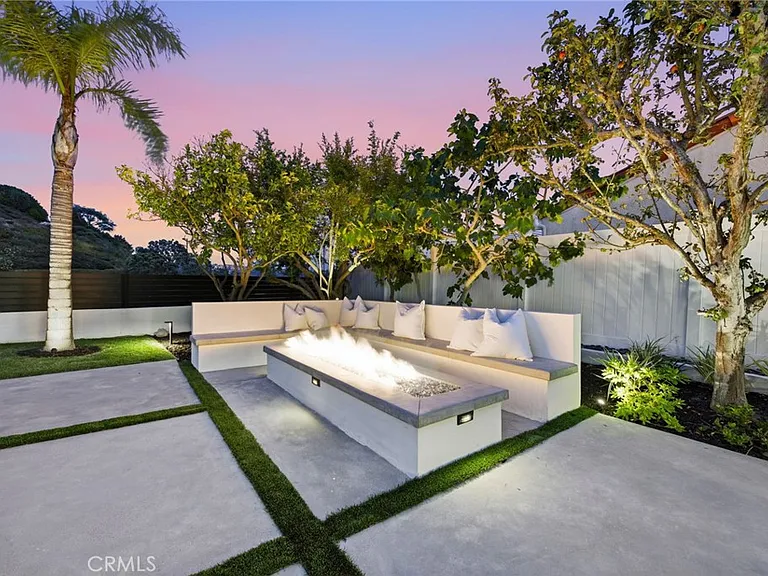 6 Monterey Cir — Photo 31