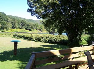 39 Lordville Rd, Equinunk, PA 18417