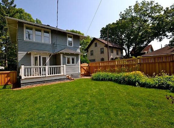2nd image of 2076 Goodrich Ave