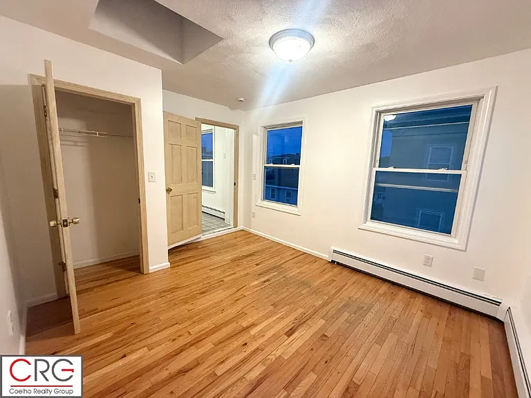 8 Pearl St #3 — Photo 10