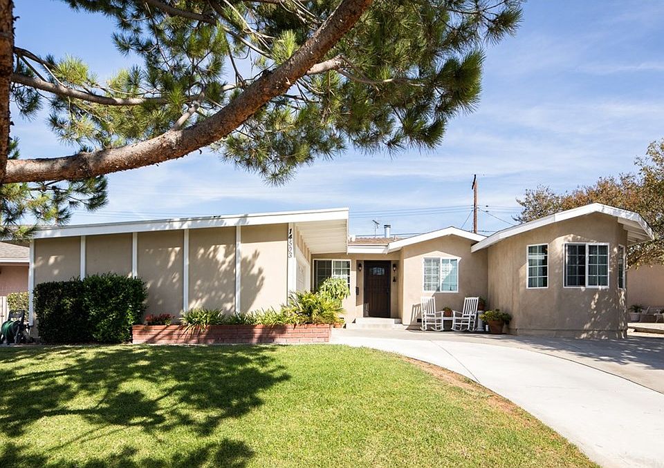 1st image of 14503 Mansa Dr
