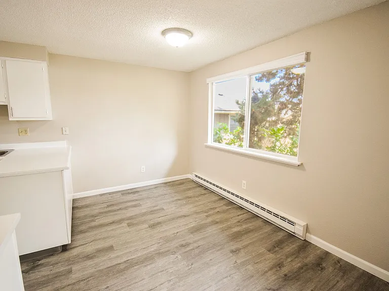3930 SW Plum St #1-3-8 — Photo 5