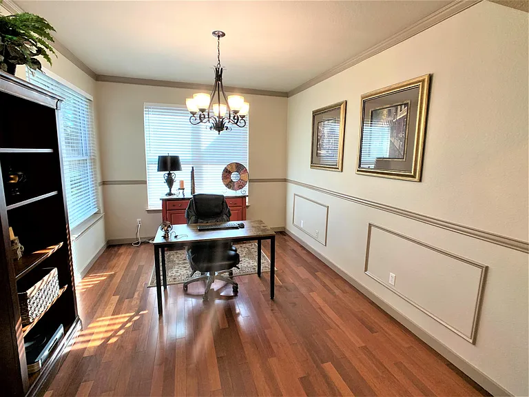 7712 Earp Way — Photo 12