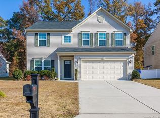 638 Leonard Ln, Newport News, VA 23601