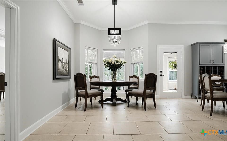 1st image of 4005 Midway Dr