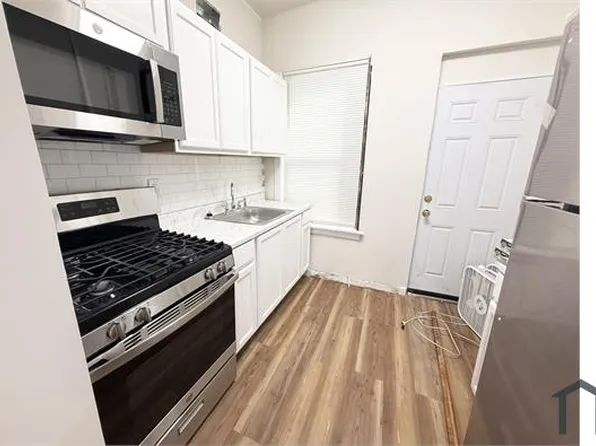 2262 N Gratz St, Philadelphia, PA 19132