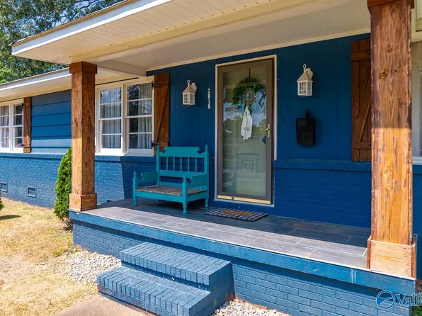 2018 Birch St SE, Decatur, AL 35601