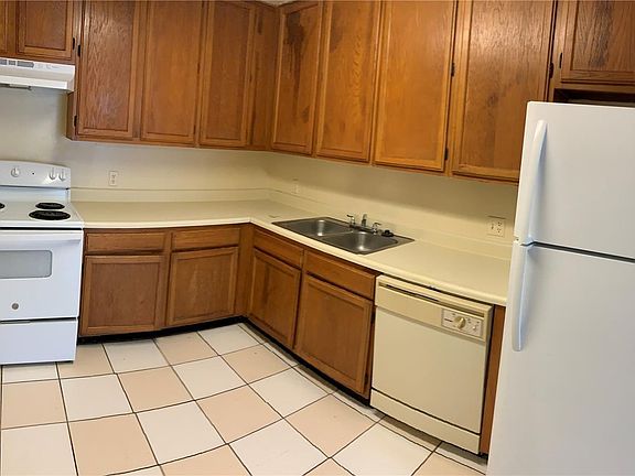 2nd image of 4104 Dijon Dr #4104
