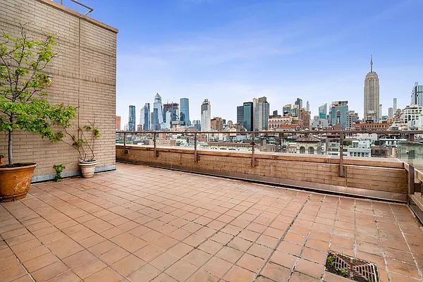 Rented by REAL New York | media 11