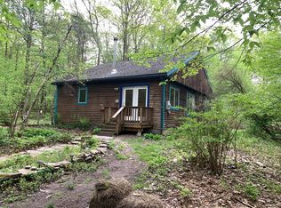 166 E Chestnut Hill Rd, Montague, MA 01351