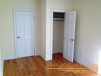 Rented by aptsandlofts.com