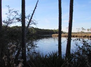 723 Mill Rd, Carrabelle, FL 32322