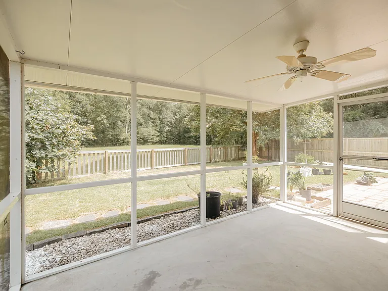 262 Island Green Rd — Photo 29