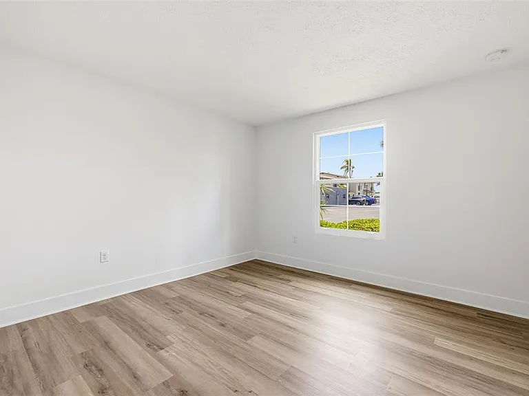 554 Plaza Seville Ct #103 — Photo 14