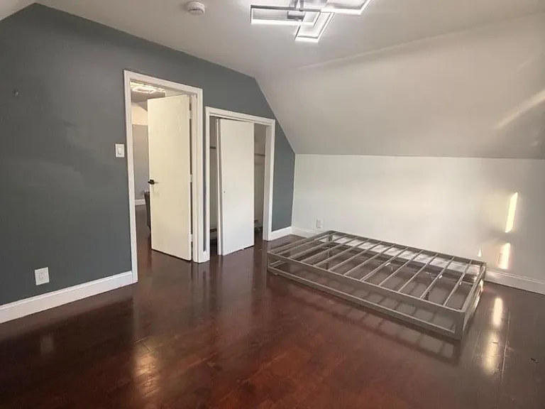 925 South St — Photo 3