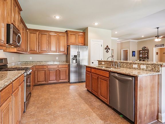 3rd image of 3468 Orleans Quarters Dr