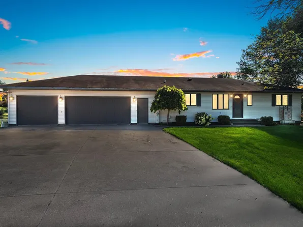 N6002 Wolf River Rd, Shawano, WI 54166