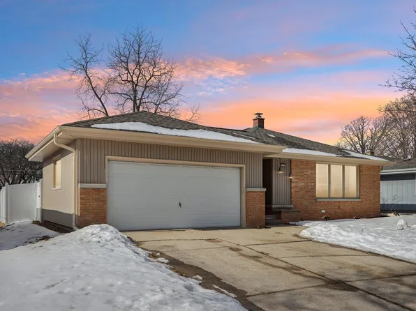 2833 South 72nd STREET, West Allis, WI 53219