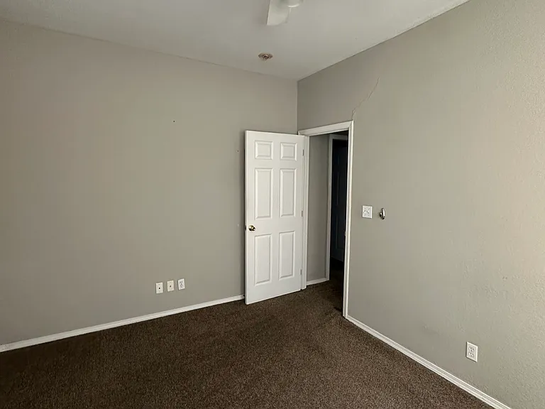 240 S Husband St #1 — Photo 7