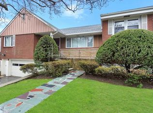 28 Quentin Charlton Ter, Yonkers, NY 10705