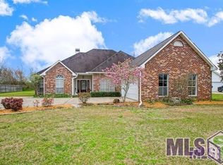 7040 Deer Run, Denham Springs, LA 70726
