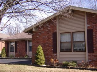 2546 S Franklin Ave, Springfield, MO 65807