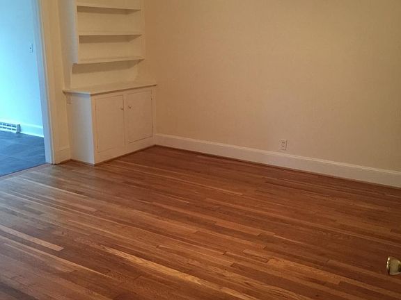 New floors in Bedroom 3
