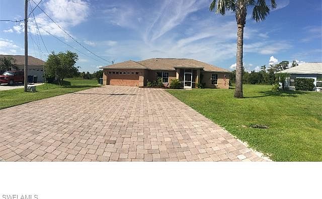 1st image of 848 Woodridge Cir