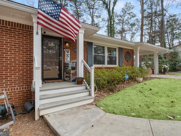3245 Westmart Ln, Atlanta, GA 30340