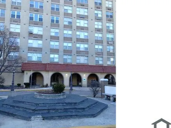 4300 W Ford City Dr APT 406A, Chicago, IL 60652