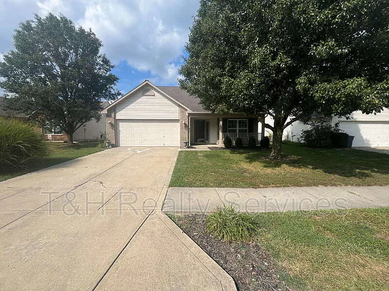 10896 Riverwood Blvd