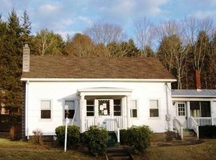 846 Valley Rd, Barre, MA 01005