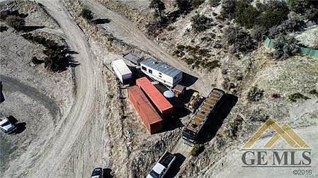4th image of 718 Woods Dr