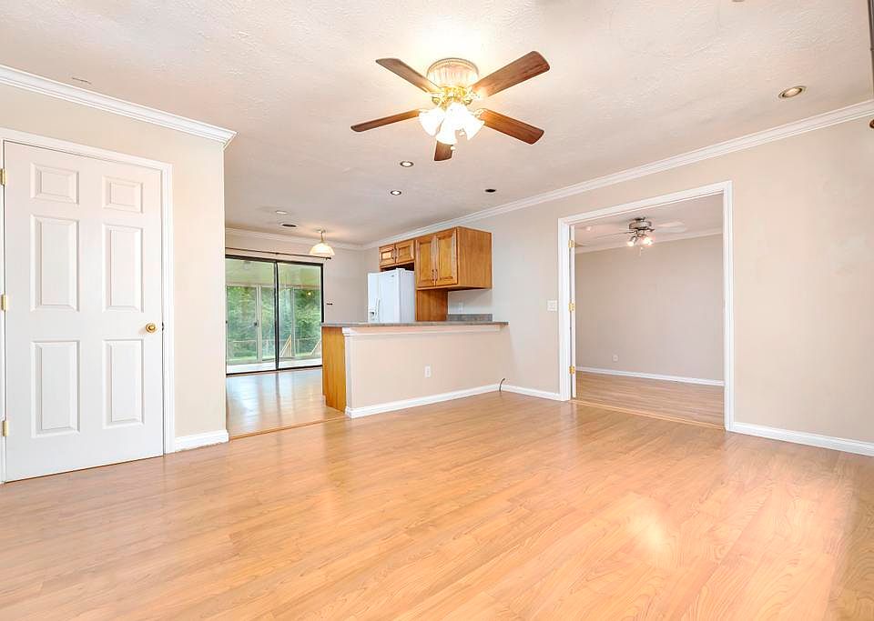 1713 Lone Oak Rd, Johnson City, TN 37604 Zillow