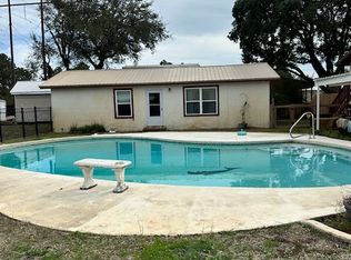 2116 Vizcaya Dr, Navarre, FL 32566