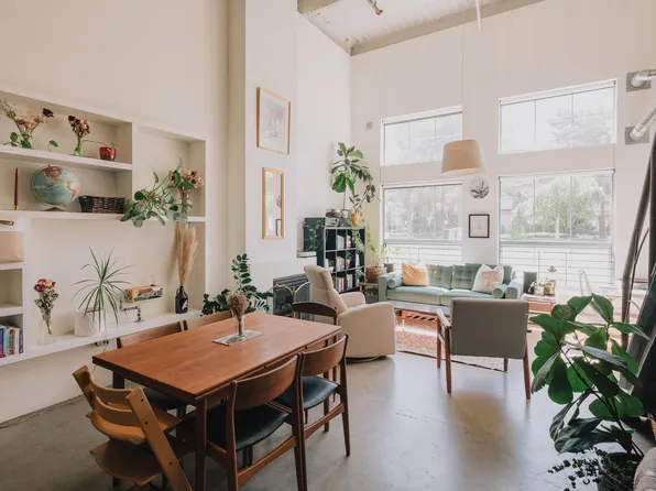 336 E 1st Ave #314, Vancouver, BC V5T 4R6