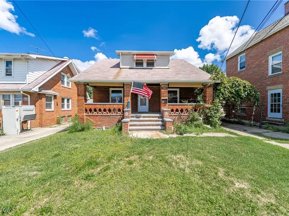 1801 Rockefeller Rd, Wickliffe, OH 44092