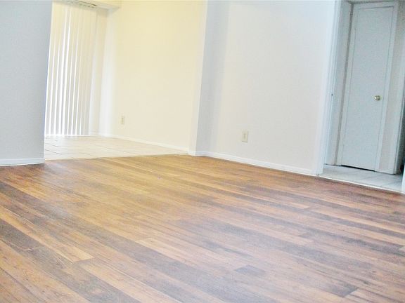 5th image of 6008 N Lamar Blvd APT 219