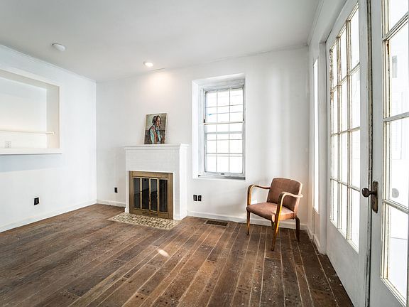 5th image of 46 Church St #A