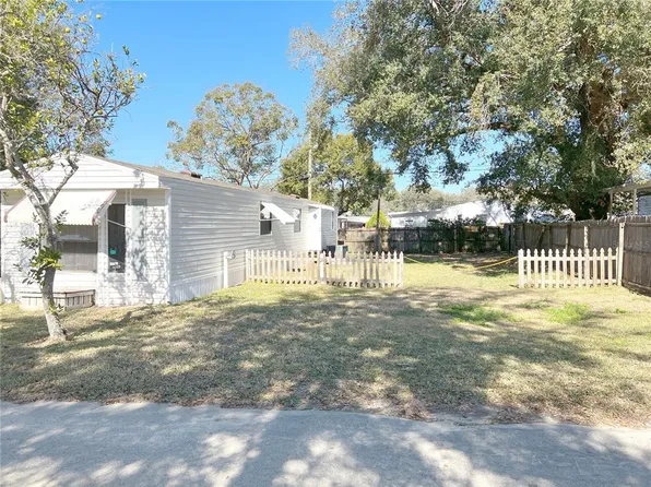 39153 Orient Ave, Zephyrhills, FL 33542