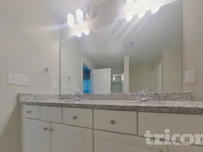 313 Knowles Pl — Photo 10
