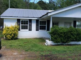 2897 State Highway 102 E #B, Ayden, NC 28513