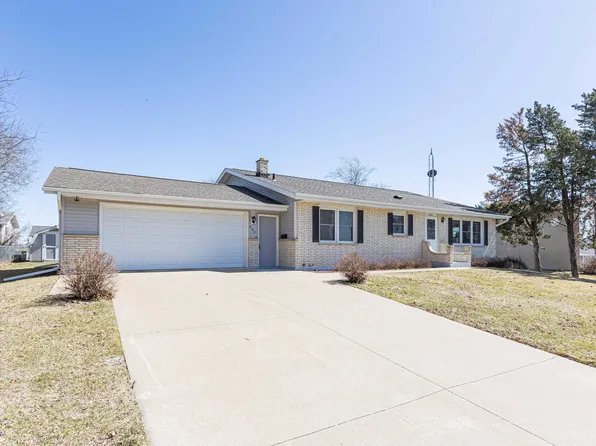 402 S Splinter St, Cuba City, WI 53807