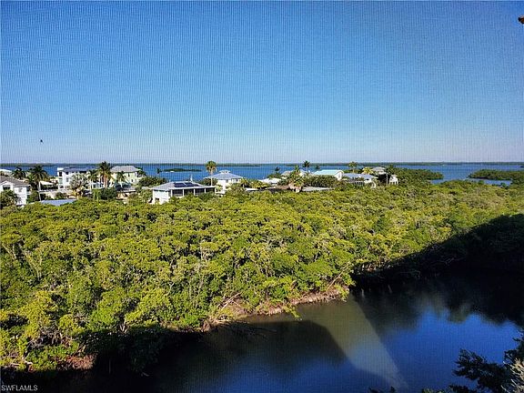 2nd image of 22628 Island Pines Way