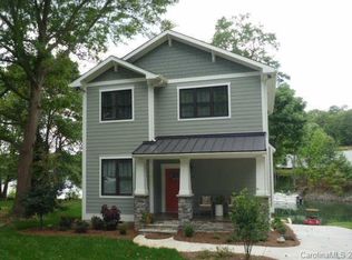 316 Riverside Dr, Mount Holly, NC 28120