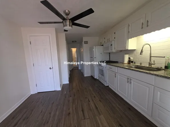 345 Lowell St APT 2, Somerville, MA 02145