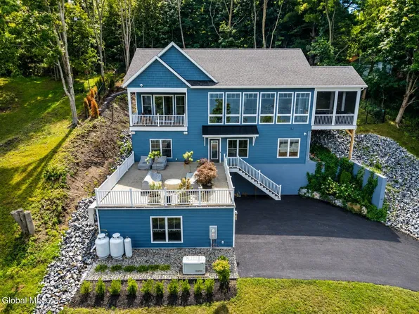 91 Rodgers Lane, Saratoga Springs, NY 12866