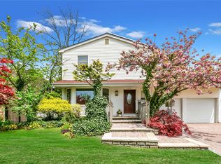3129 Lee Pl, Bellmore, NY 11710